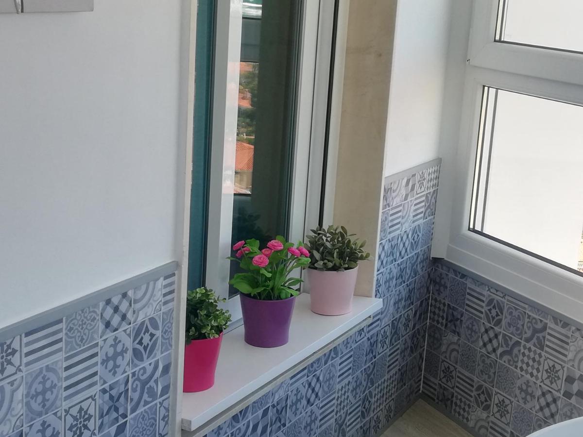 Coqueto Apartamento Con Vista Al Mar Castillo Bajo Exteriör bild