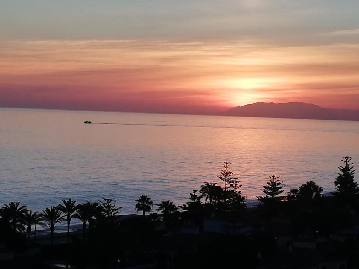 Coqueto Apartamento Con Vista Al Mar Castillo Bajo Exteriör bild